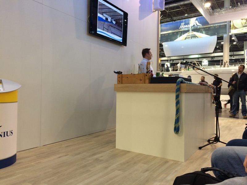 8E7E8C15 49CA 401D B731 3DCBCD400DEC - 8E7E8C15-49CA-401D-B731-3DCBCD400DEC