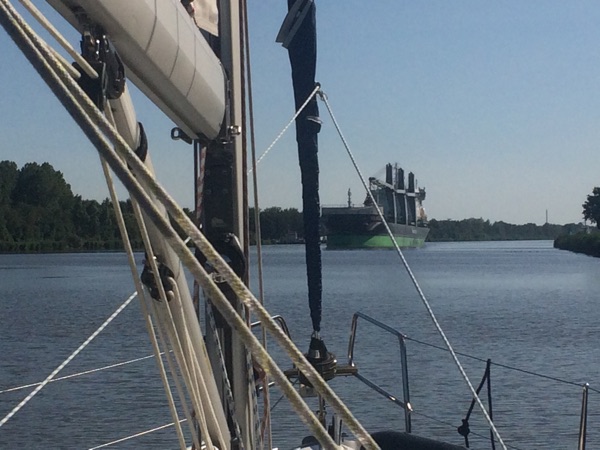 A3B19346 E399 4ED2 8100 5C8A43F30208 - A3B19346-E399-4ED2-8100-5C8A43F30208